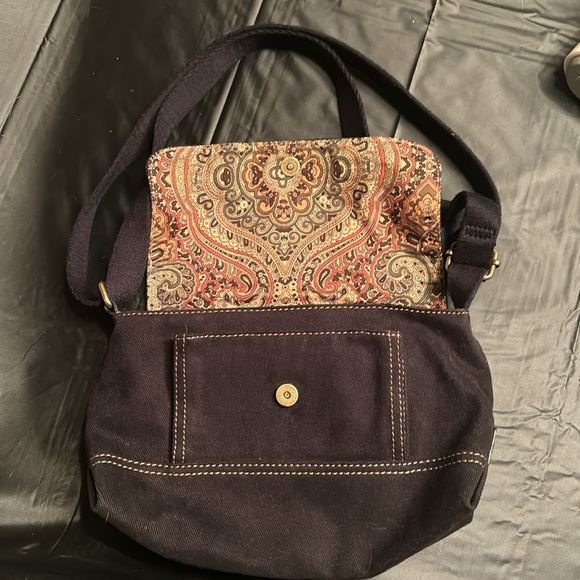 Fossil cloth crossbody purse in black. Like new! Super soft material. - Picture 8 of 8